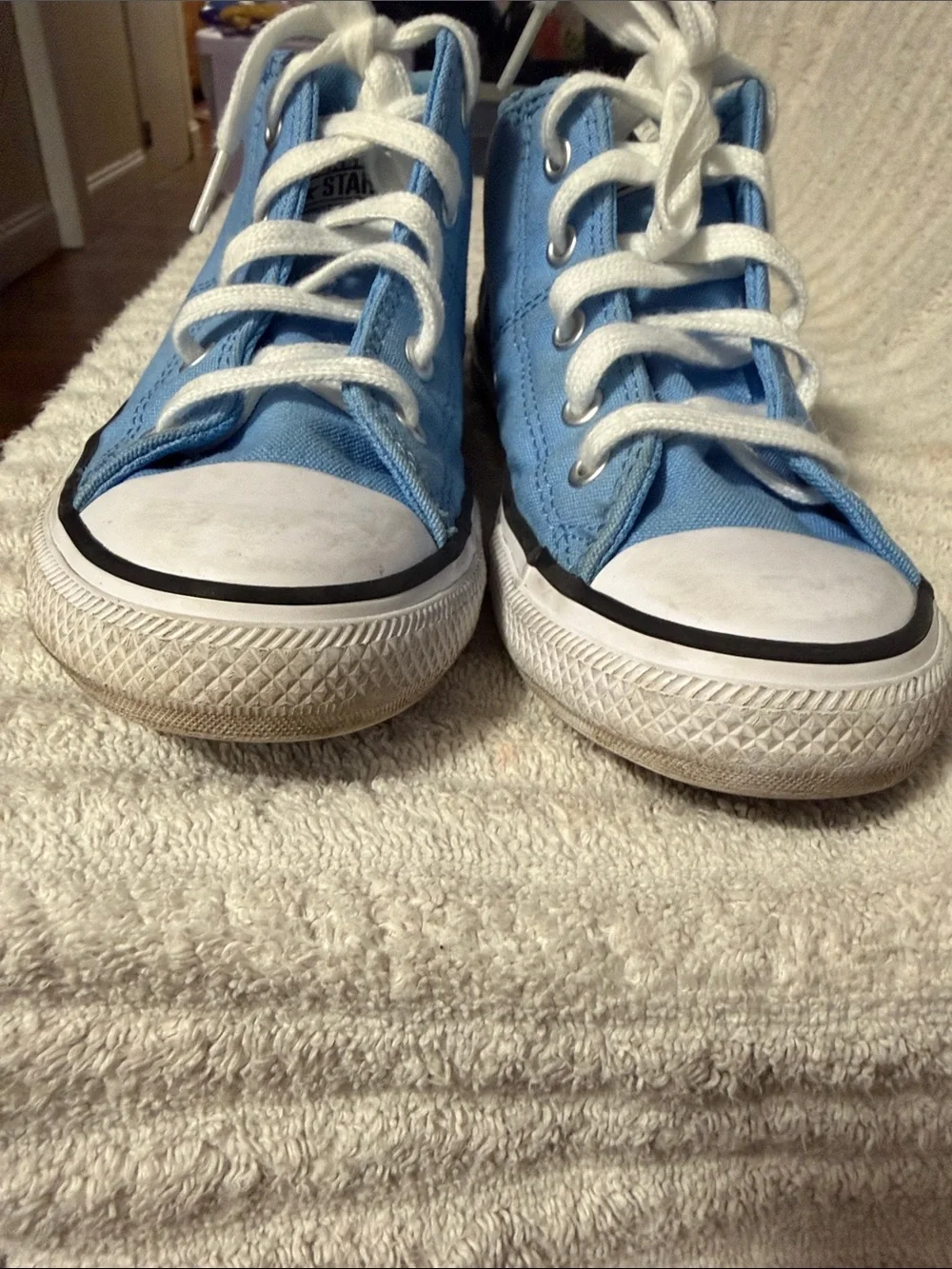 Converse Kids High Top Sneakers in Light Blue